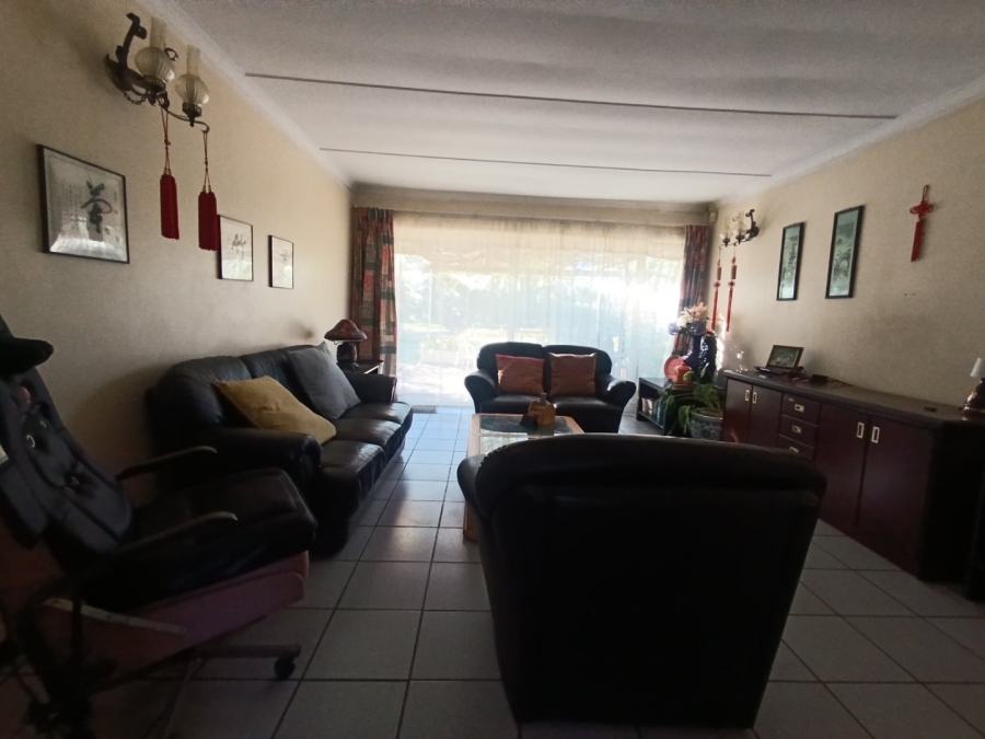 4 Bedroom Property for Sale in Helicon Heights Free State